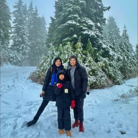 Meet your Posher, Simon - Picture 1 of 1